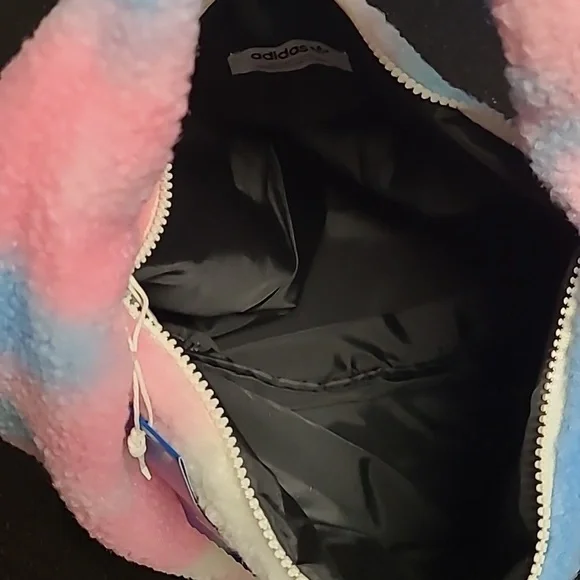 Adidas Shoulder Bag - Picture 10 of 11